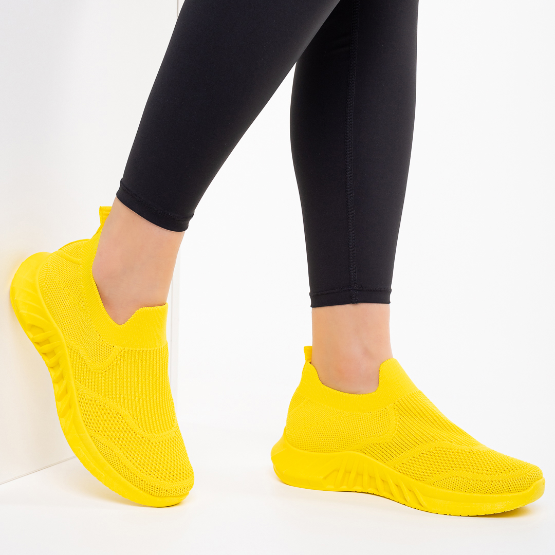 Дамски спортни обувки  жълти  от текстилен материал  Aceline - Kalapod.bg