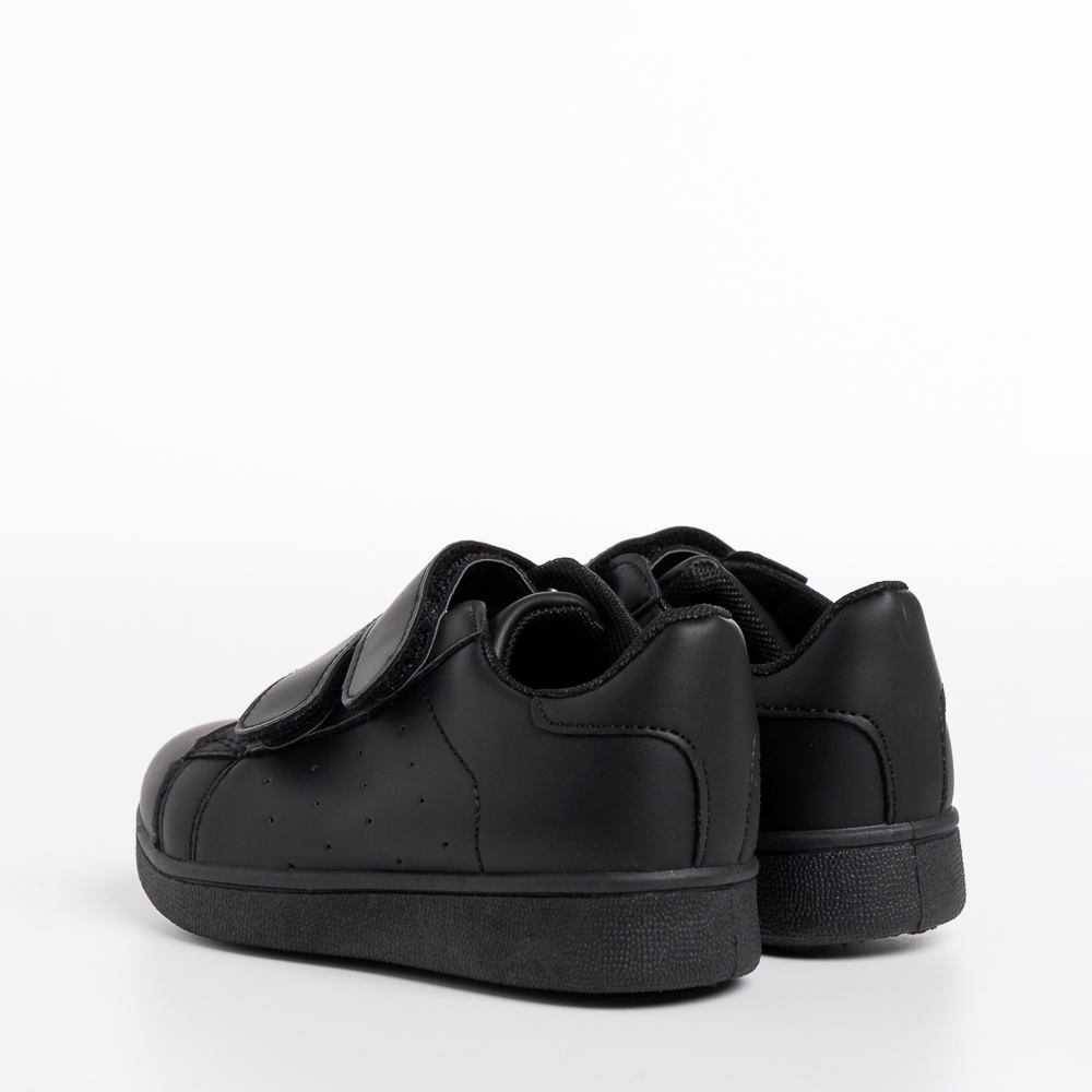 Детски спортни обувки  черни  от еко кожа  Cyan, 4 - Kalapod.bg