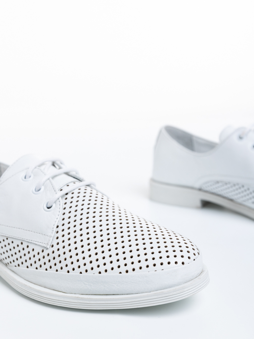 Дамски ежедневни обувки  бели  от естествена кожа  Valora, 6 - Kalapod.bg