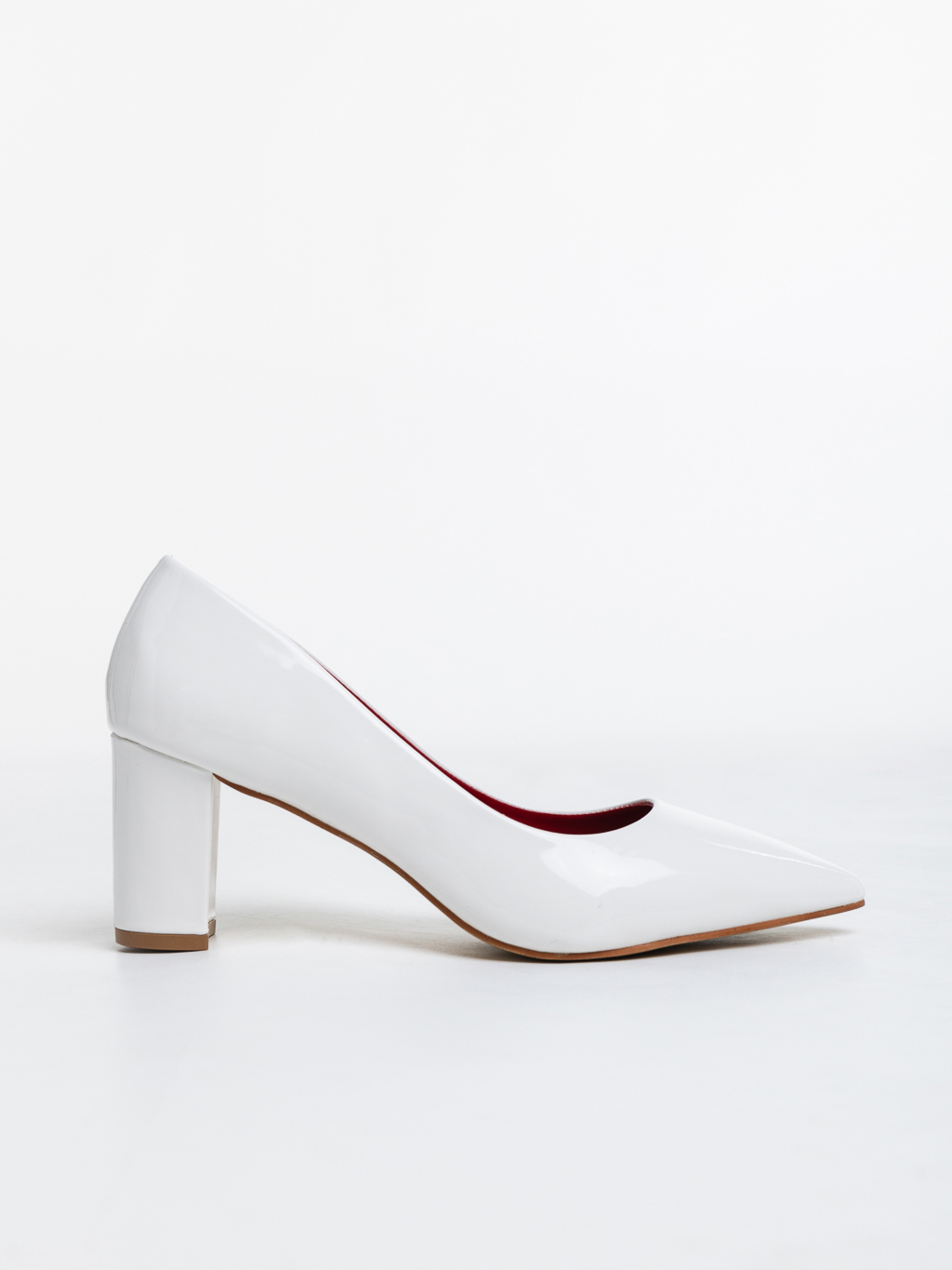 Дамски обувки бели с ток от еко кожа лачена Aspasia, 5 - Kalapod.bg