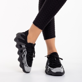 Дамски спортни обувки  черни  от текстилен материал  Nelly - Kalapod.bg