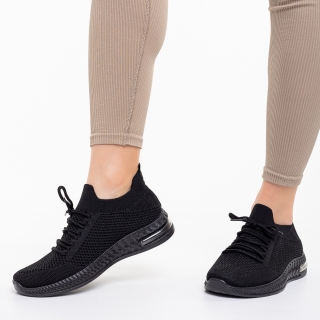 Дамски спортни обувки, Дамски спортни обувки  черни от текстилен материал  Carilena - Kalapod.bg