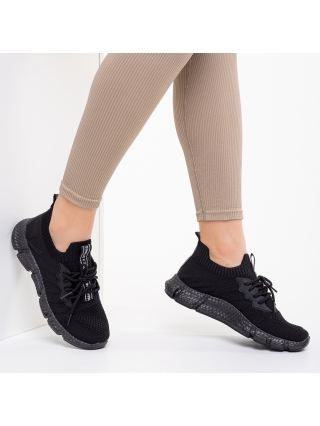 Дамски спортни обувки, Дамски спортни обувки черни от текстилен материал  Daissy - Kalapod.bg