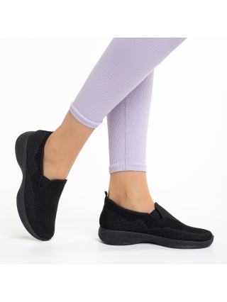 Дамски спортни обувки  черни  от текстилен материал  Leanne - Kalapod.bg