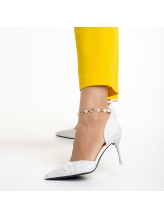 Обувки с висок Ток, Дамски обувки  бели от еко кожа  Briony - Kalapod.bg