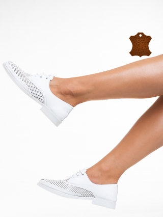 Дамски обувки с ток, Дамски ежедневни обувки  бели  от естествена кожа  Valora - Kalapod.bg