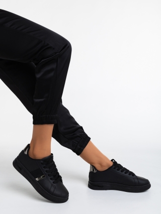 Дамски спортни обувки, Дамски спортни обувки черни от еко кожа Ermelinda - Kalapod.bg