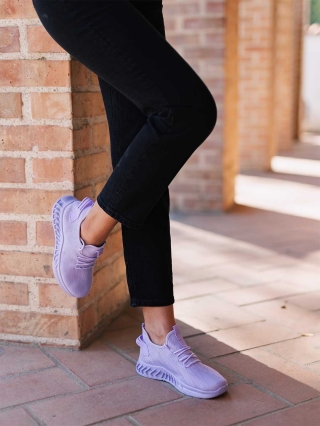 Дамски спортни обувки, Дамски спортни обувки  лилави  от текстилен материал  Cindra - Kalapod.bg