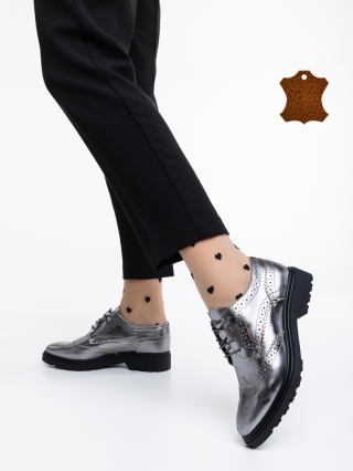 Дамски обувки с ток, Всекидневни дамски обувки сребристи от естествена кожа Adabelle - Kalapod.bg