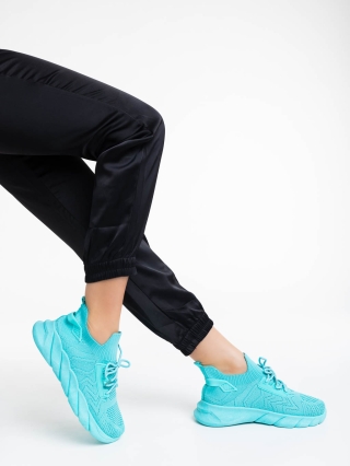 Дамски спортни обувки, Дамски спортни обувки сини от текстилен материал Lujuana - Kalapod.bg