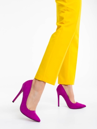 Обувки Дама, Дамски обувки с ток лилави от текстилен материал Orissa - Kalapod.bg