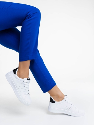 Big Summer Clearance - Отстъпки Дамски спортни обувки бели с черно от екологична кожа Rasine Промоция