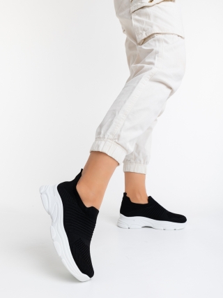 Дамски спортни обувки, Дамски спортни обувки черни от текстилен материал Sakura - Kalapod.bg