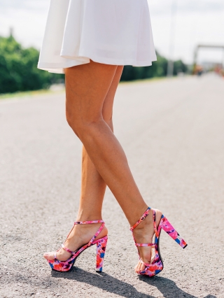 Hot Summer Sale - Отстъпки Дамски сандали циклама от текстилен материал Shalini Промоция