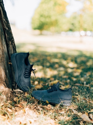 Мъжки обувки, Мъжки спортни обувки черни от текстилен материал  Tomos - Kalapod.bg