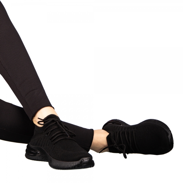 Дамски спортни обувки  черни от текстилен материал  Moretti, 5 - Kalapod.bg