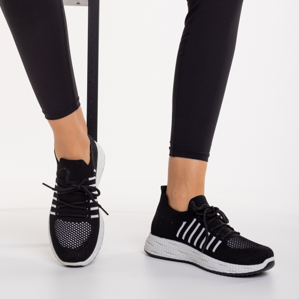 Дамски спортни обувки черни с бяло от текстилен материал Biriza, 5 - Kalapod.bg