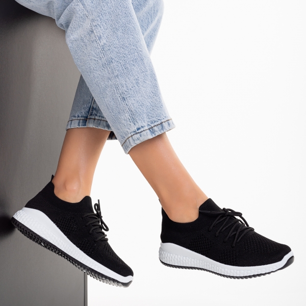 Дамски спортни обувки  черни с бялоот текстилен материал  Eryla, 5 - Kalapod.bg