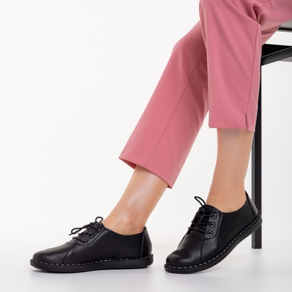 Всекидневни дамски обувки  черни  от еко кожа  Leondra, 3 - Kalapod.bg