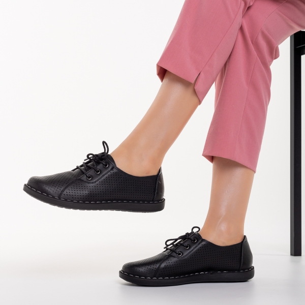 Всекидневни дамски обувки  черни  от еко кожа  Leondra, 4 - Kalapod.bg