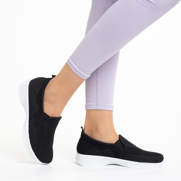 Дамски спортни обувки  бели с черно от текстилен материал  Leanne - Kalapod.bg