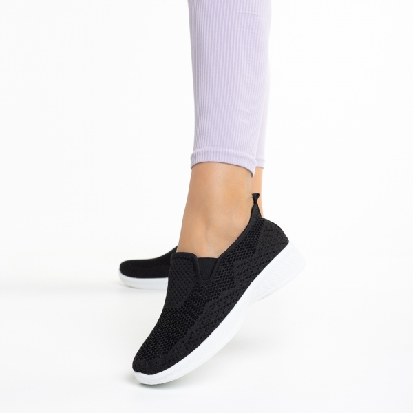 Дамски спортни обувки  бели с черно от текстилен материал  Leanne, 5 - Kalapod.bg