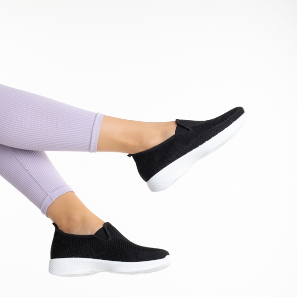 Дамски спортни обувки  бели с черно от текстилен материал  Leanne, 6 - Kalapod.bg