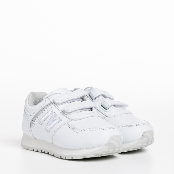 Детски спортни обувки  бели  от еко кожа  Clancy, 3 - Kalapod.bg