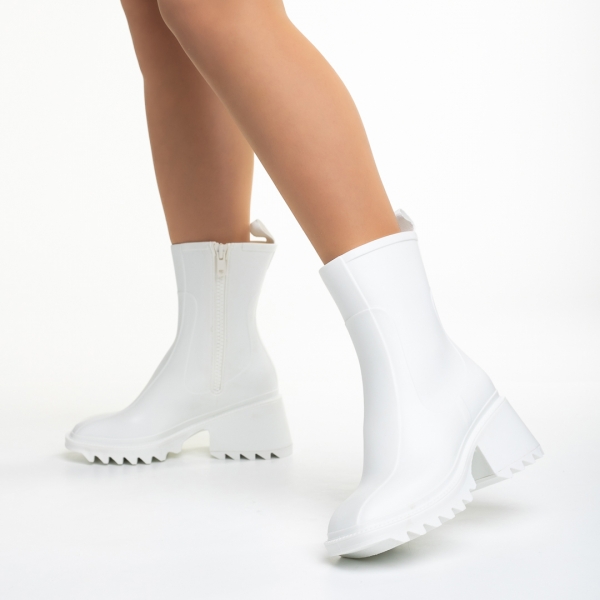 Дамски чизми  бели  от синтетичен материал  Sumeya, 5 - Kalapod.bg