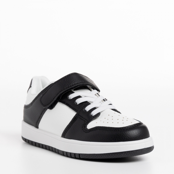 Детски спортни обувки  бели  с  черно  от еко кожа  Bristol - Kalapod.bg