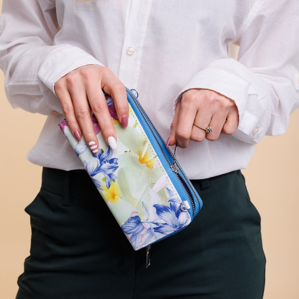 Дамско портмоне синьо  с цветя  от еко кожа  Catriona - Kalapod.bg