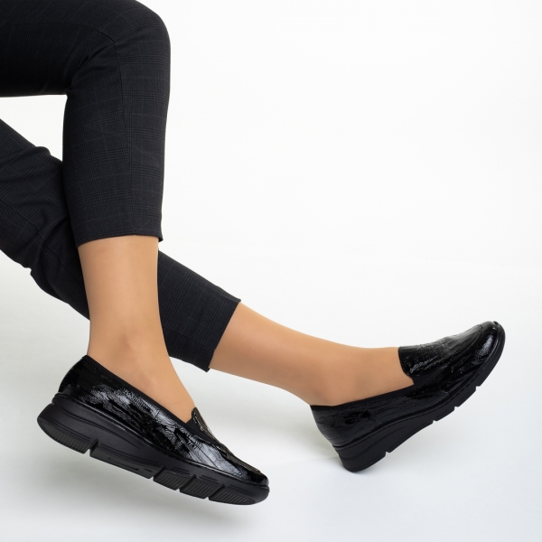 Дамски обувки черни  от естествена кожа Tajana, 6 - Kalapod.bg