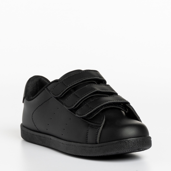 Детски спортни обувки  черни  от еко кожа  Frost - Kalapod.bg