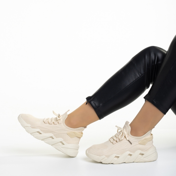 Дамски спортни обувки  бежови  от текстилен материал  Leanna, 2 - Kalapod.bg