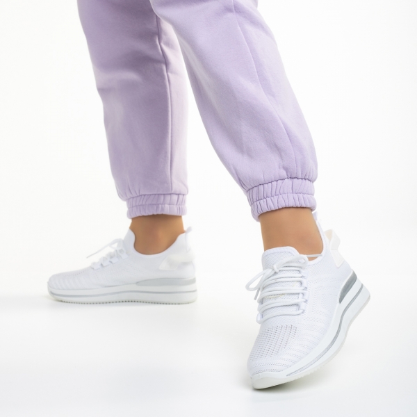Дамски спортни обувки  бели от текстилен материал  Aryana, 4 - Kalapod.bg