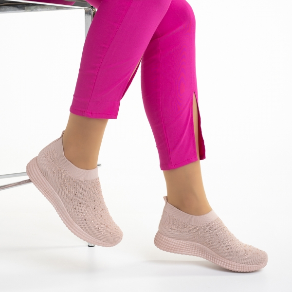 Дамски спортни обувки  розови  от текстилен материал  Sorrel - Kalapod.bg