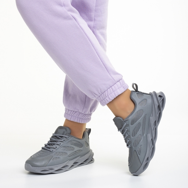 Дамски спортни обувки  сиви  от еко кожа и текстилен материал  Alora, 4 - Kalapod.bg