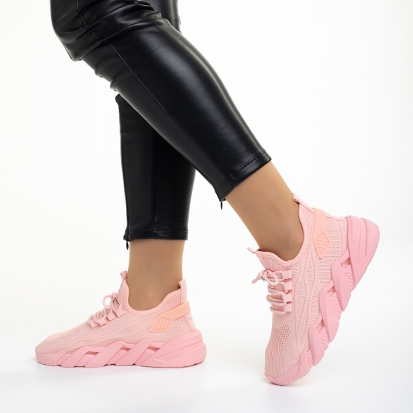 Дамски спортни обувки  розови  от текстилен материал  Leanna - Kalapod.bg