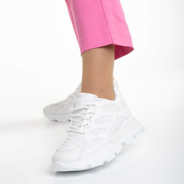 Дамски спортни обувки  бели  от текстилен материал  Wera, 3 - Kalapod.bg