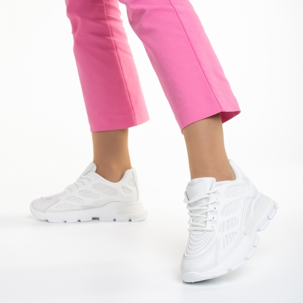 Дамски спортни обувки  бели  от текстилен материал  Wera, 5 - Kalapod.bg