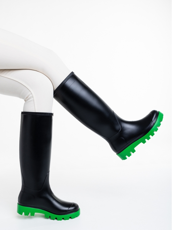 Дамски чизми  черни със зелено от каучук  Filippa, 2 - Kalapod.bg