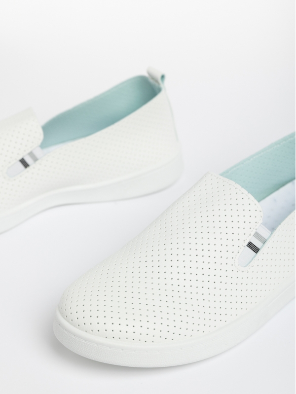 Мъжки спортни обувки  бели със сиво от еко кожа  Amias, 4 - Kalapod.bg