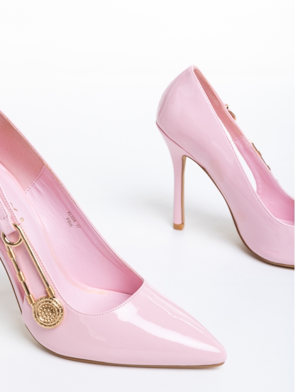 Дамски обувки  розови  с ток  от лачена еко кожа  Allana, 6 - Kalapod.bg