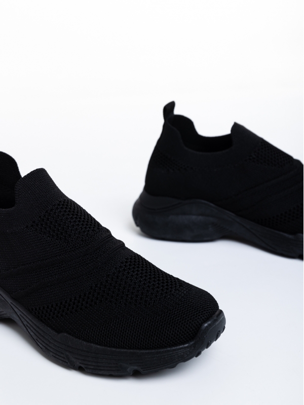 Дамски спортни обувки  черни  от текстилен материал  Saldís, 6 - Kalapod.bg