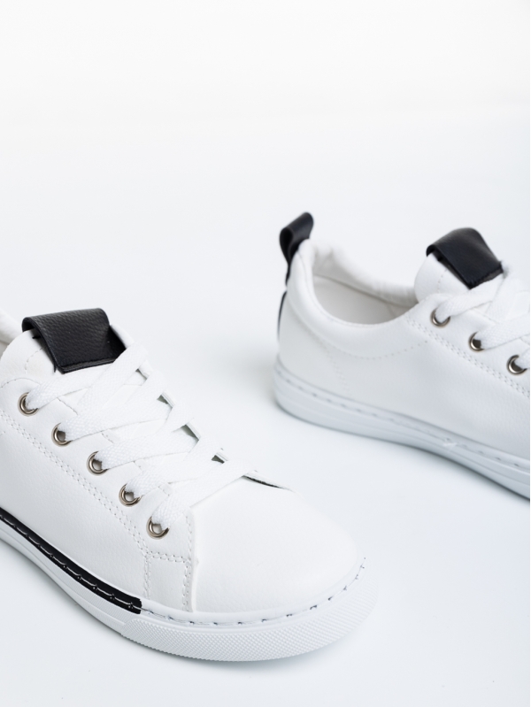 Дамски спортни обувки  бели с черно от еко кожа  Nyra, 6 - Kalapod.bg