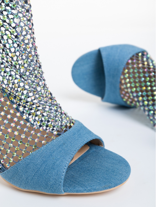 Дамски обувки  сини  с ток  от еко кожа Amayah, 6 - Kalapod.bg