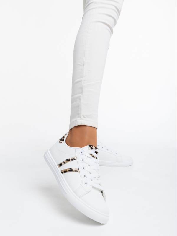 Дамски спортни обувки бели с леопард от еко кожа Virva, 2 - Kalapod.bg