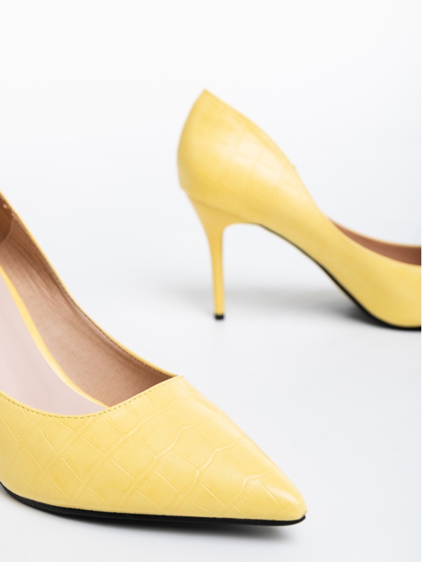 Дамски обувки жълти с ток от еко кожа Blerta, 6 - Kalapod.bg