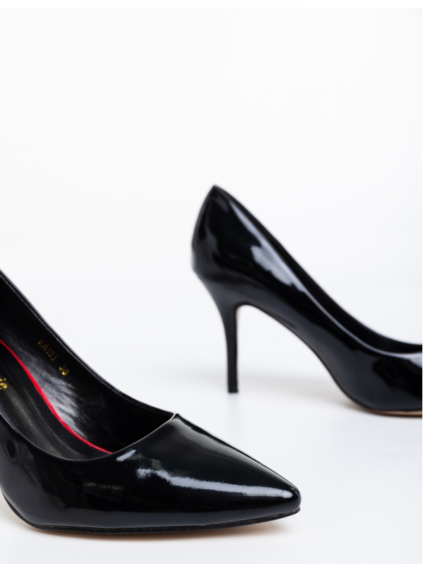 Дамски обувки черни с ток от еко кожа лачена Aidia, 8 - Kalapod.bg