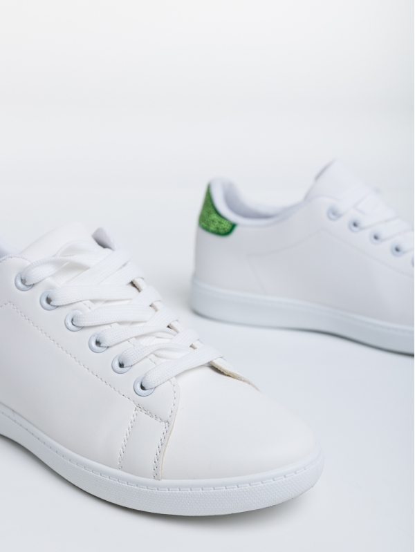 Дамски спортни обувки бели със зелено от еко кожа Liane, 6 - Kalapod.bg